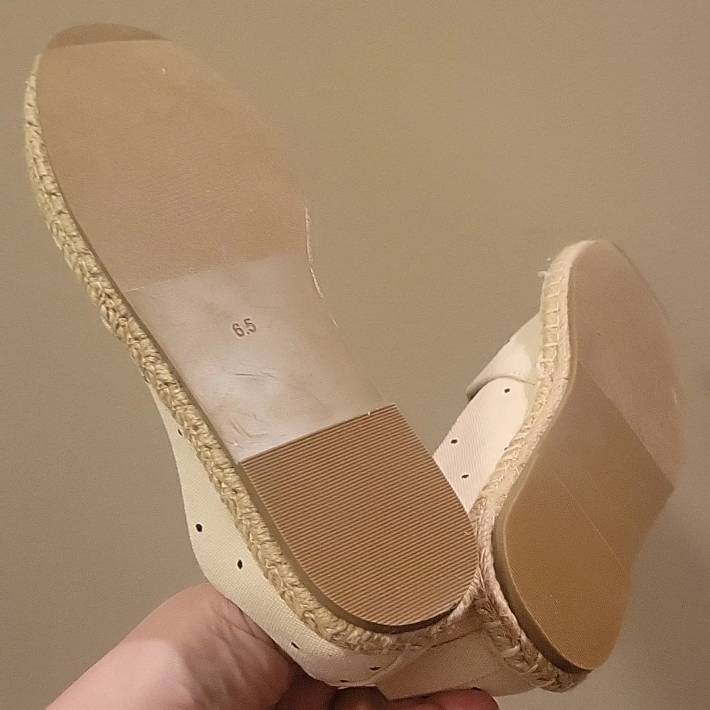 NEW! LOFT Pineapple Embroidered Espadrille Flats Flaxen Beige 6.5.
